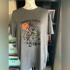 Source Unknown Gray 'Shoulda Been a Cowgirl' Tee